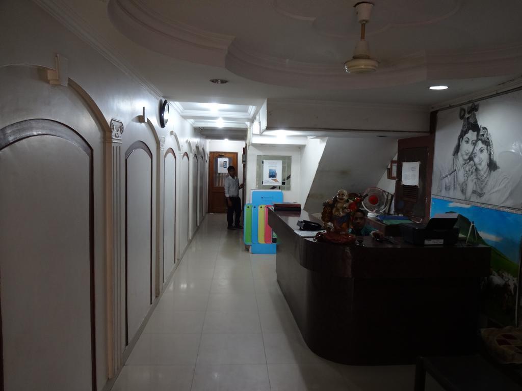 Hotel Elegant International New Delhi Extérieur photo