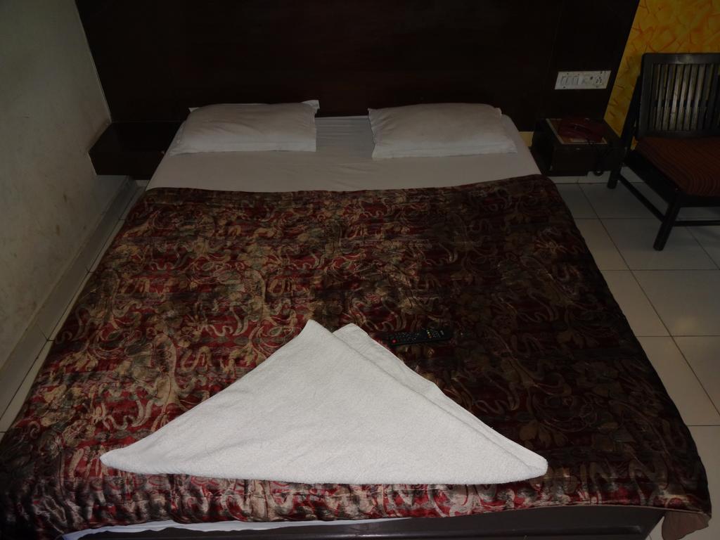 Hotel Elegant International New Delhi Extérieur photo