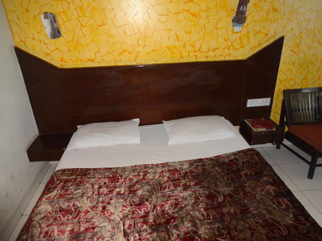 Hotel Elegant International New Delhi Chambre photo
