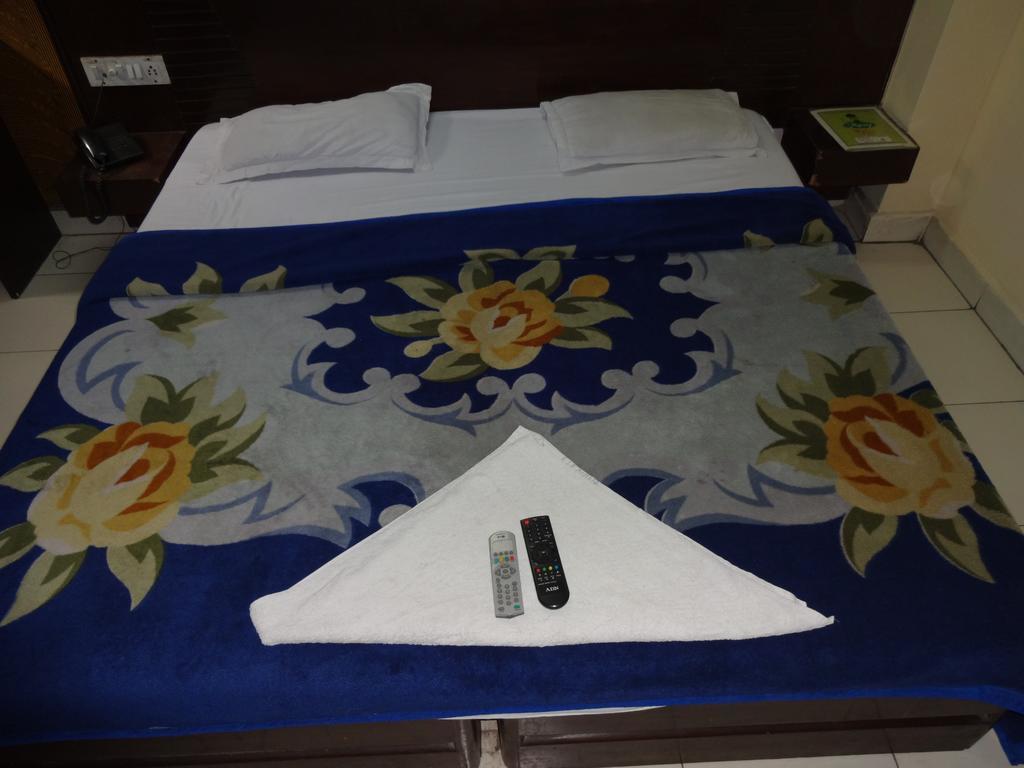 Hotel Elegant International New Delhi Extérieur photo