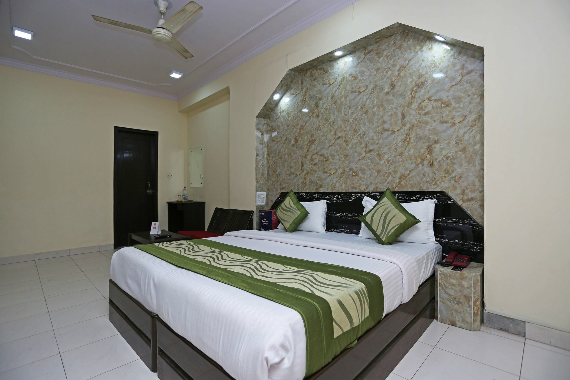 Hotel Elegant International New Delhi Extérieur photo