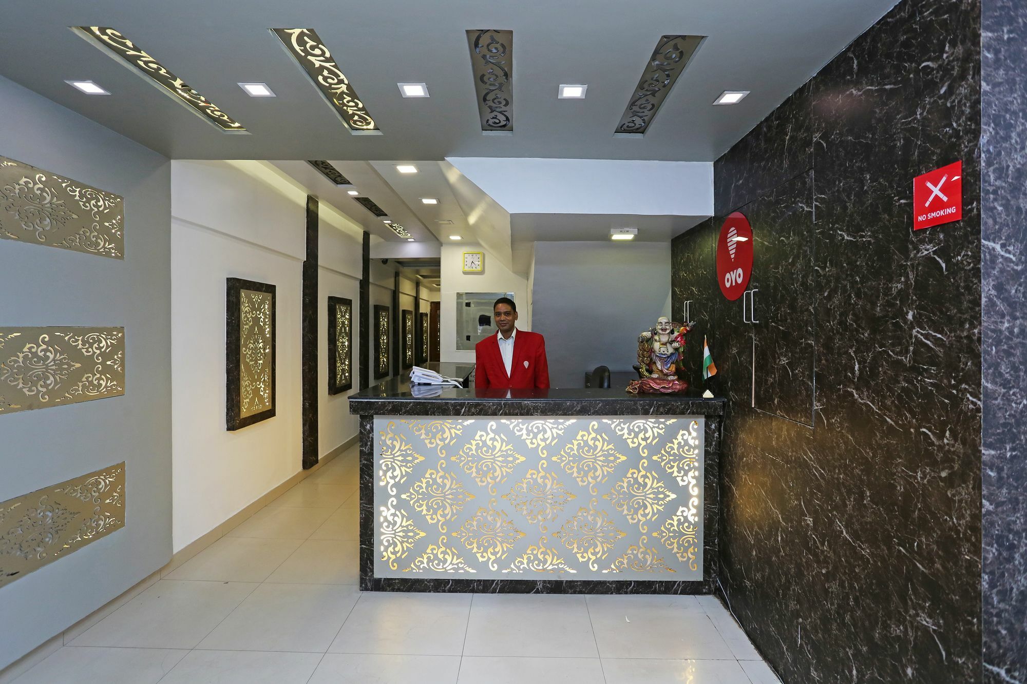 Hotel Elegant International New Delhi Extérieur photo